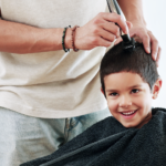 Сutting the boy's hair